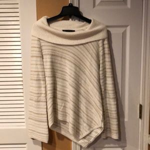 House black market sweater